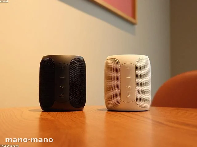 Bocina Bluetooth JBL — 1